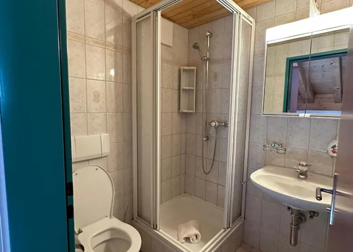 Touristenheim Bergfreude ホステル *