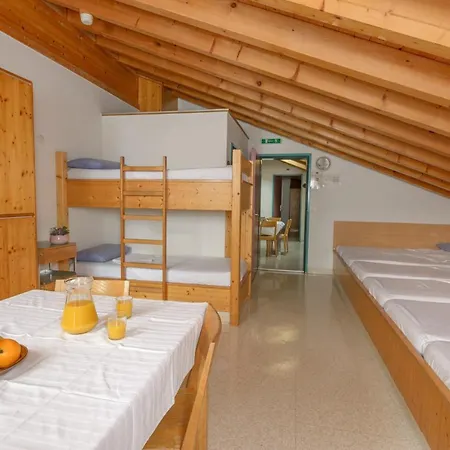 Touristenheim Bergfreude Auberge de jeunesse Loèche-les-Bains